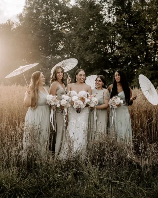 A few of my favourites of Sarah’s and Riccardo‘s dream wedding & her girls gang on her wedding day 🤍.

Wedding Couple: @sarahjustiine & @riccaf96
Wedding Planner: @great_weddings_
Hair & Makeup Styling: @beautyglowbyteresa
Location: @waldgefluester_eventlocation
Videographer:@svengoldschmidt_weddingfilms
Dekoration: @anmutundsinn
Flowers: @glanzatelier
Ceremony: @stuttgart_traut_sich
Dress:@maadi.conceptstore /@enzoani
Music:@saengerin.tanja
Catering: @culinarium.uwefoerster
DJ: @mister.rawdriguez
Cake: @zuckerzauber_
Coffee Ape: @juliettaswandelbar
Audio Guestbook:@nachdempiep.de
Love Letters/ PhotoBox:@magic_moments.events
Papeterie: @honigpinsel